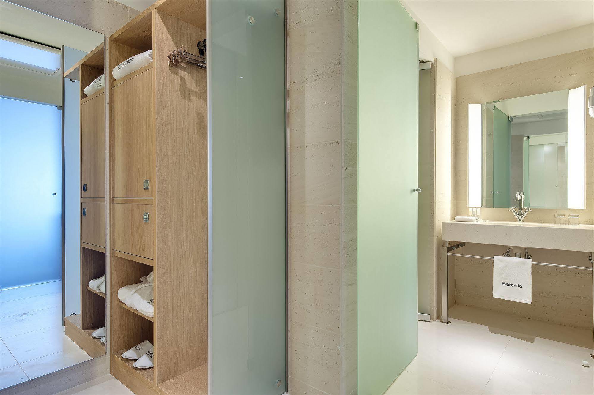 Barceló Aran Mantegna Hotel 4*